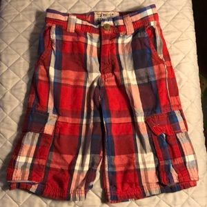 Bailey’s Pt. Boys plaid cargo shorts size 10